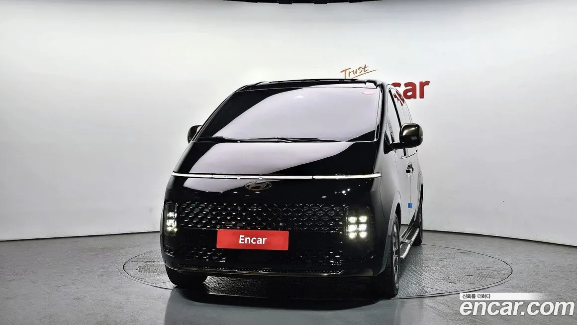 Hyundai Staria — фото 2