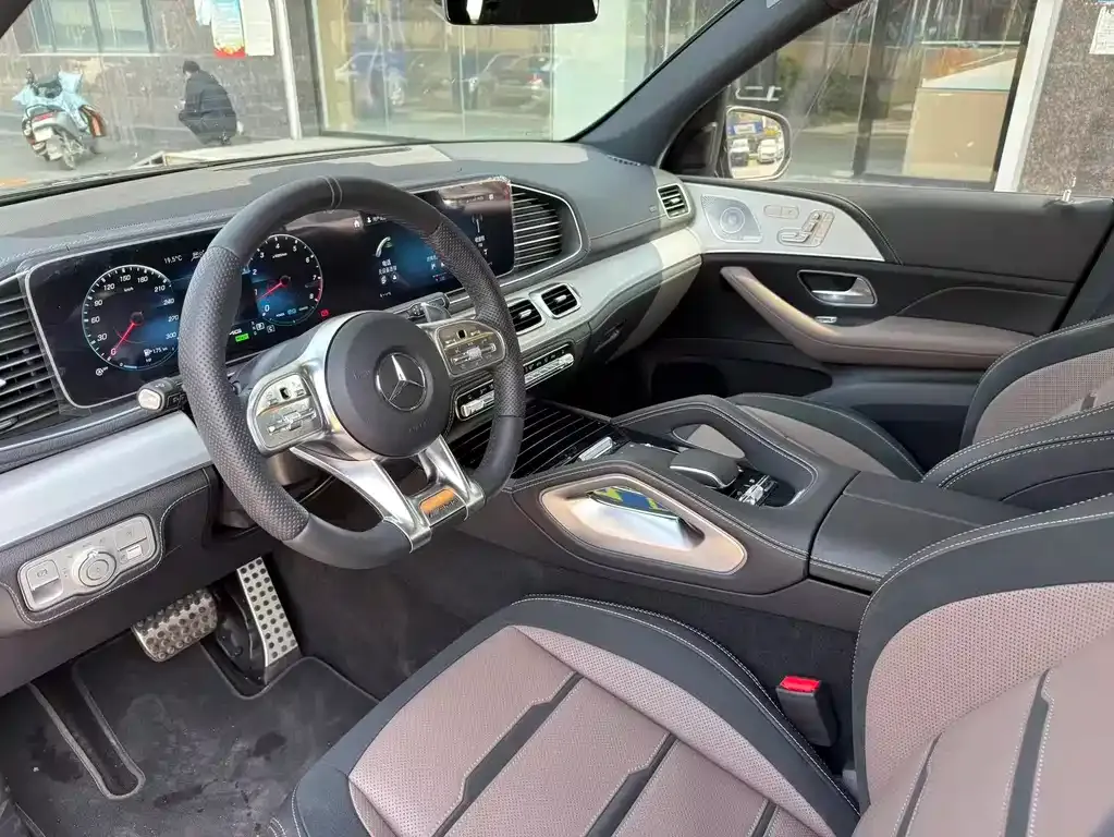 Mercedes-Benz GLE AMG — фото 2