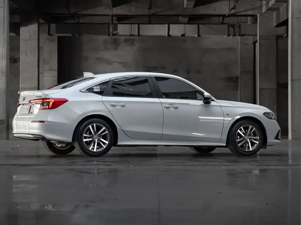 Honda Civic — фото 5