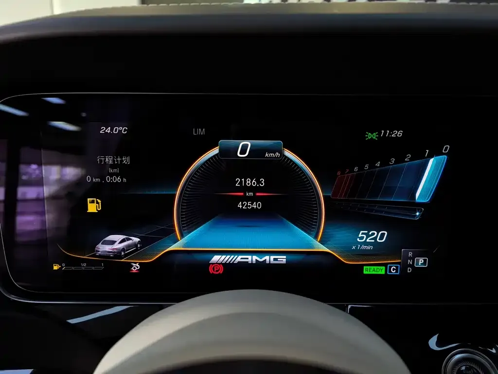 Mercedes-Benz AMG GT — фото 10