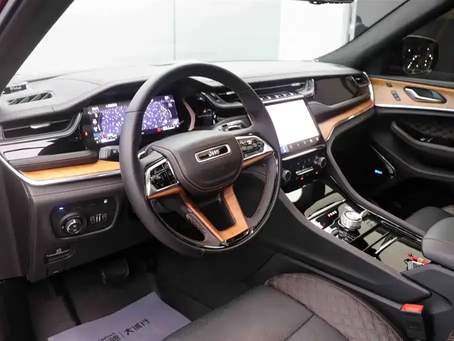Jeep Grand Cherokee 4xe (Import) — фото 10