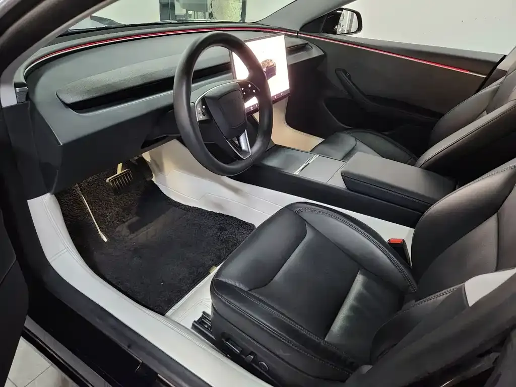 Tesla Model 3 — фото 5