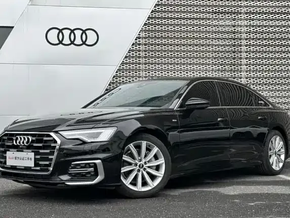 Audi A6L — фото 1