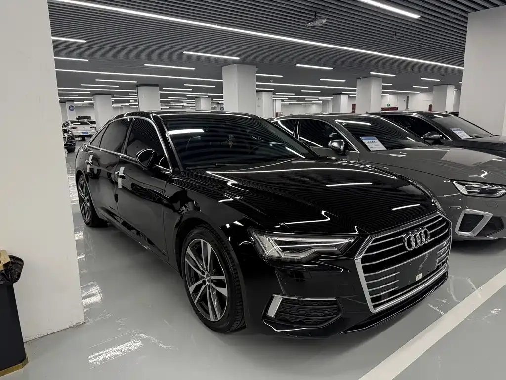 Audi A6L — фото 9