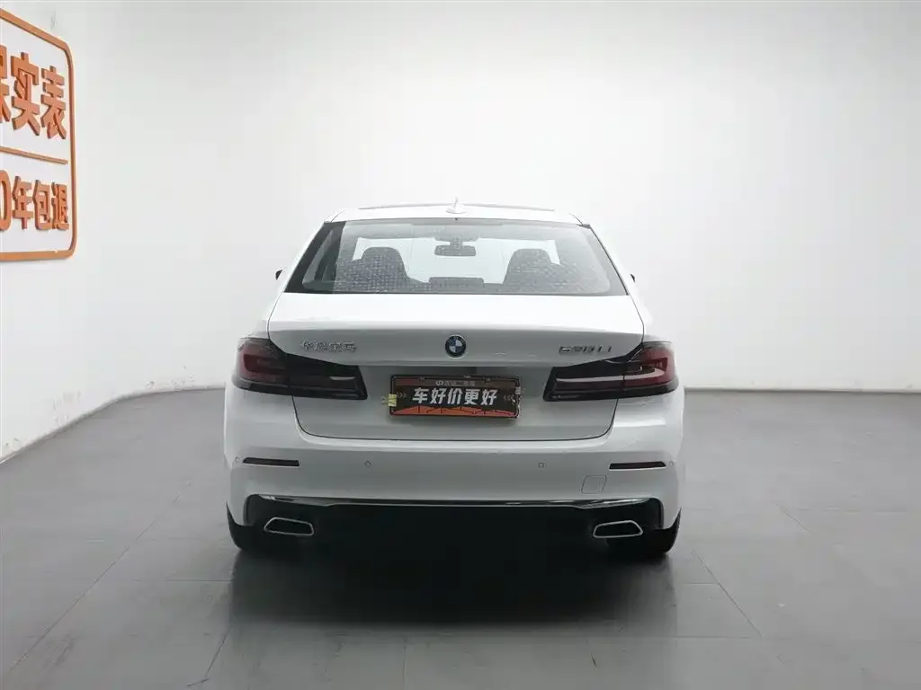 BMW 5 Series — фото 4