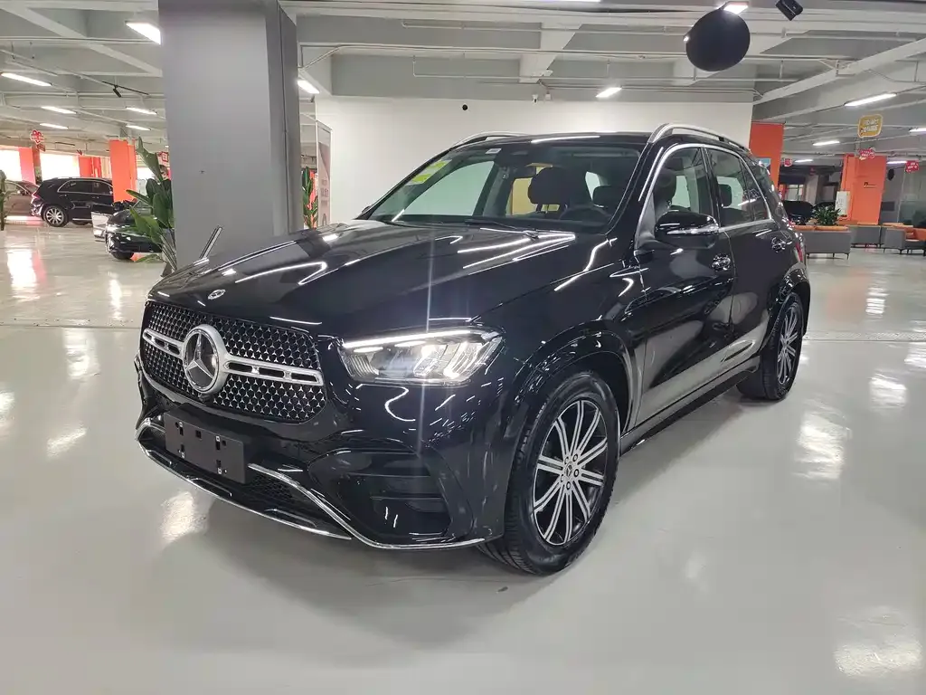Mercedes-Benz GLE — фото 1