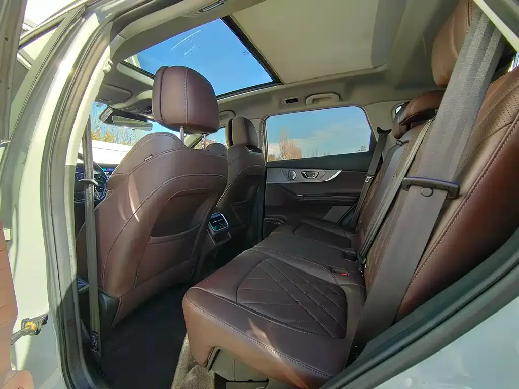 Chery Tiggo 8 PRO — фото 2