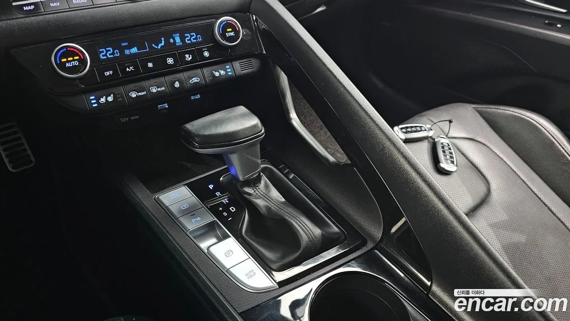 Hyundai AVANTE — фото 6