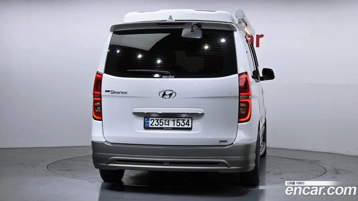 Hyundai Starex — фото 9