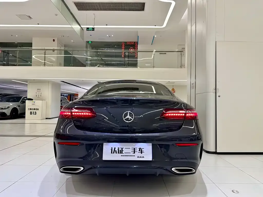 Mercedes-Benz E-Class (Import) — фото 9