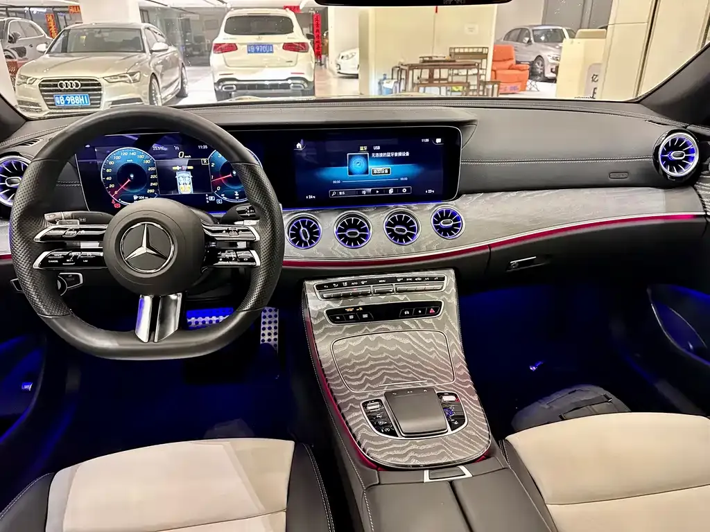 Mercedes-Benz E-Class (Import) — фото 3