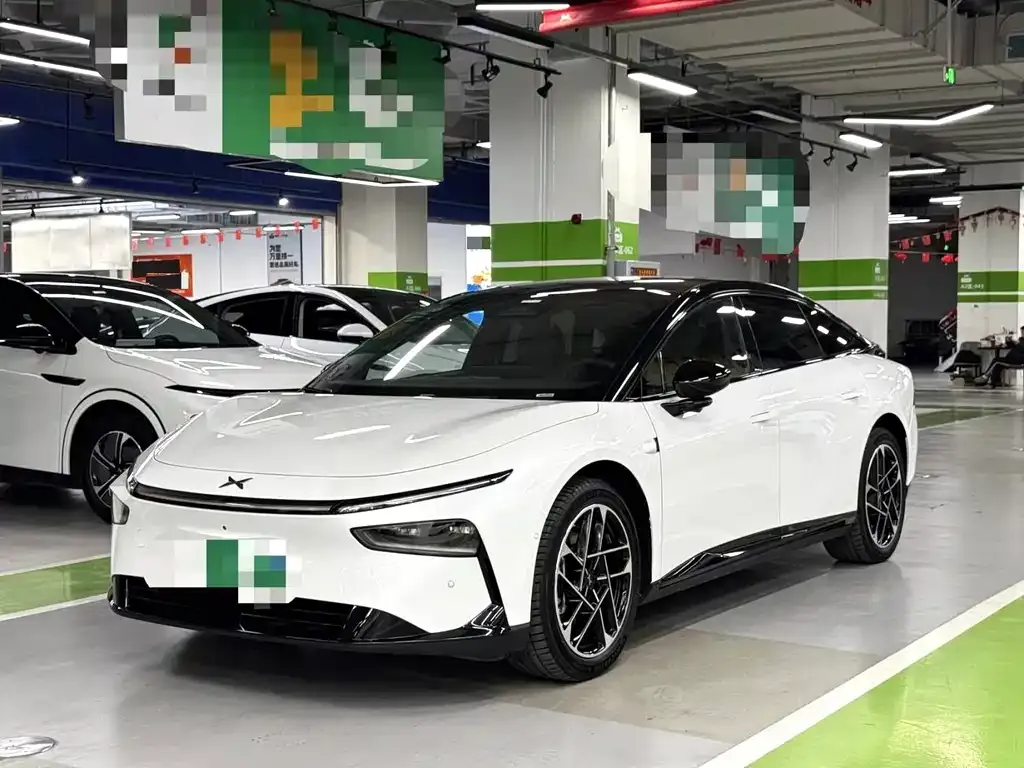 XPeng P7+ — фото 1