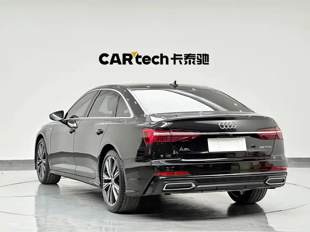 Audi A6L — фото 2