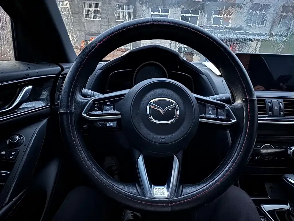 Mazda CX-4 — фото 3