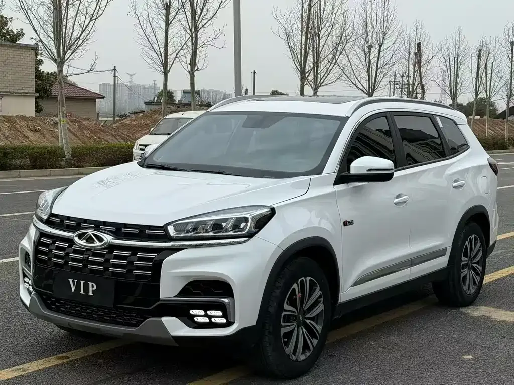 Chery Tiggo 8 — фото 1