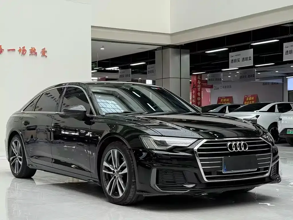Audi A6L — фото 2