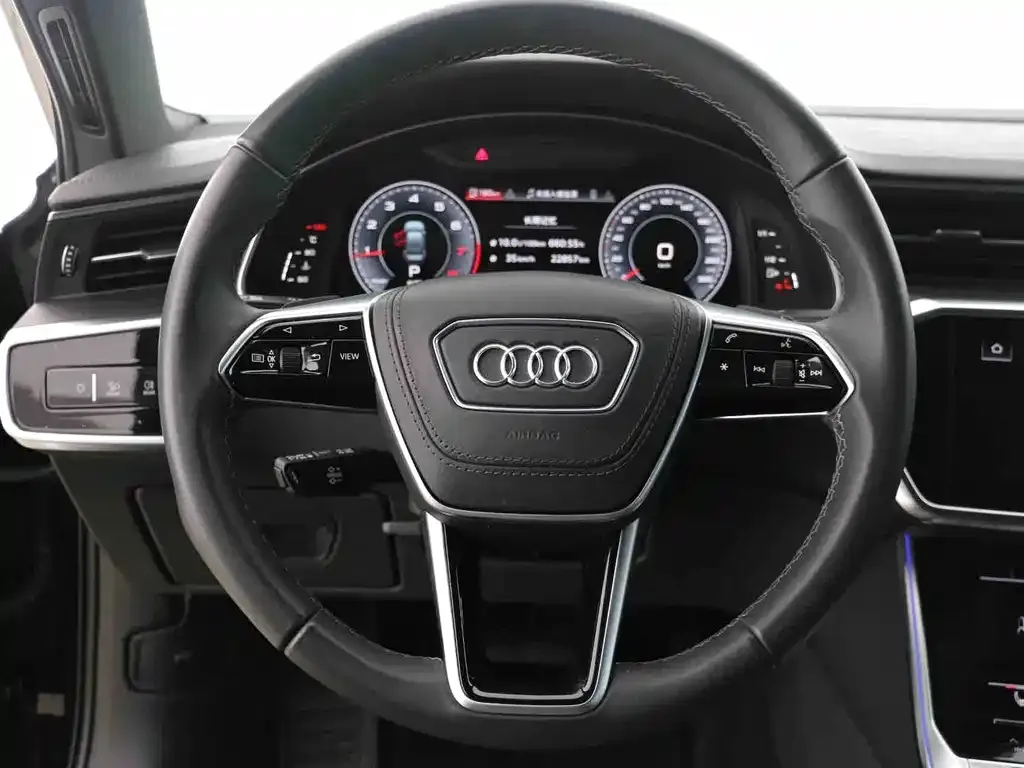 Audi A6L — фото 6