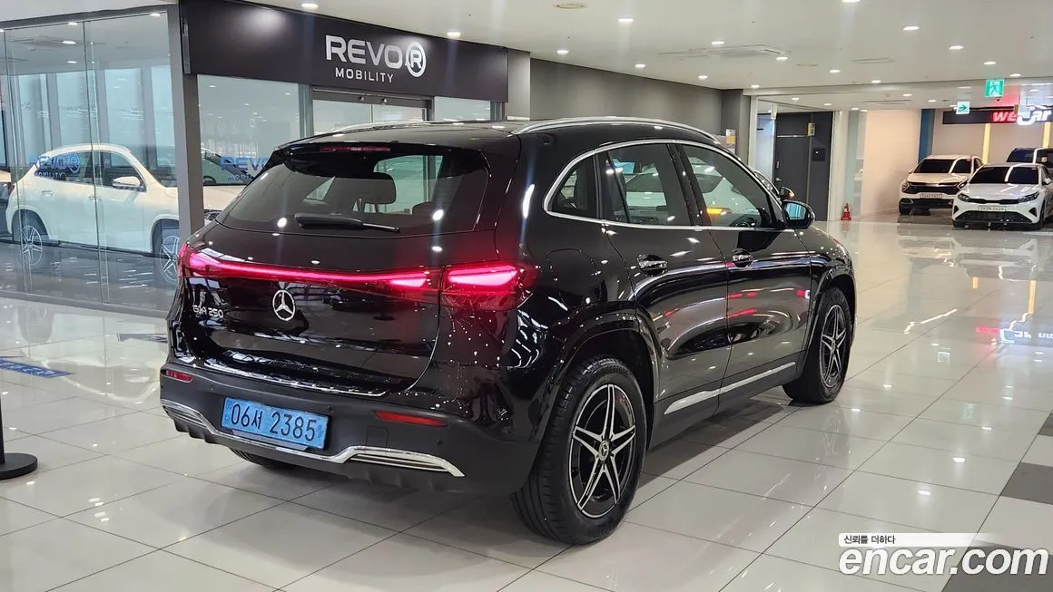 Mercedes-Benz EQA — фото 3