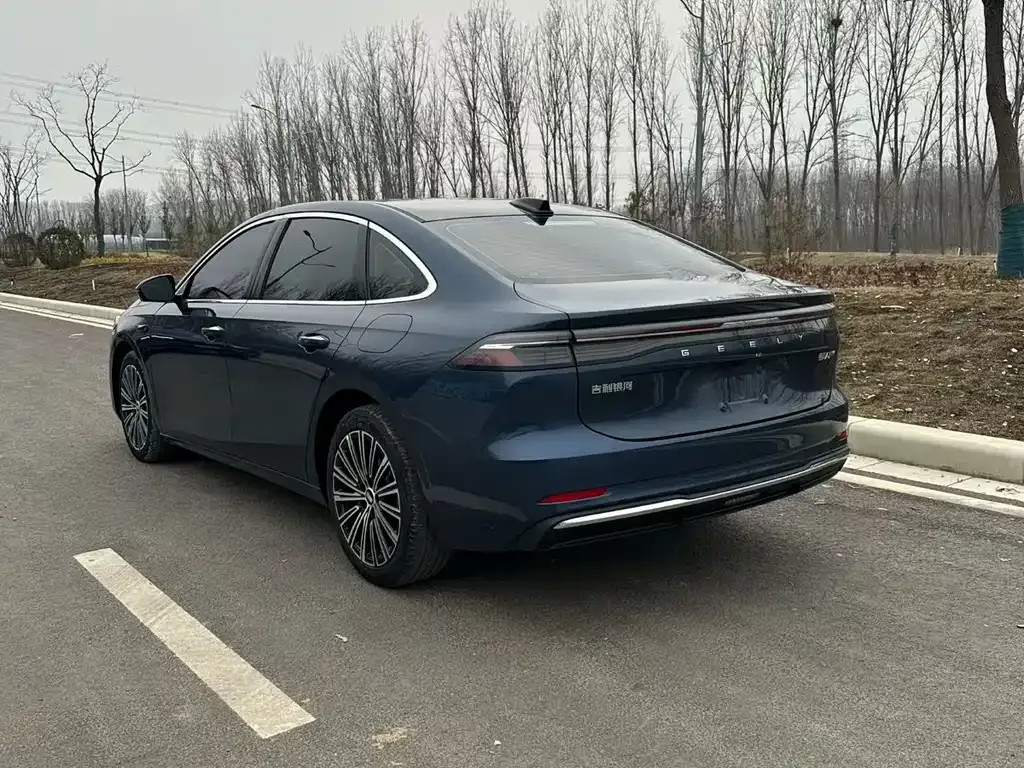 Geely Galaxy A7 — фото 3