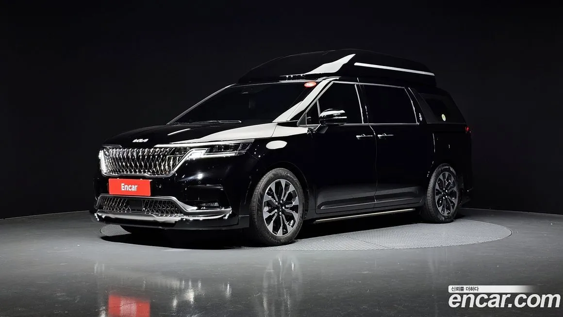 Kia Carnival — фото 1