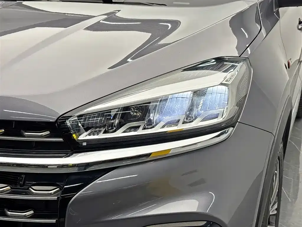 Chery Tiggo 8 — фото 10