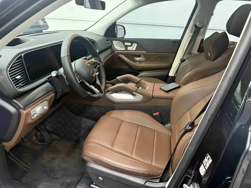 Mercedes-Benz GLE — фото 7