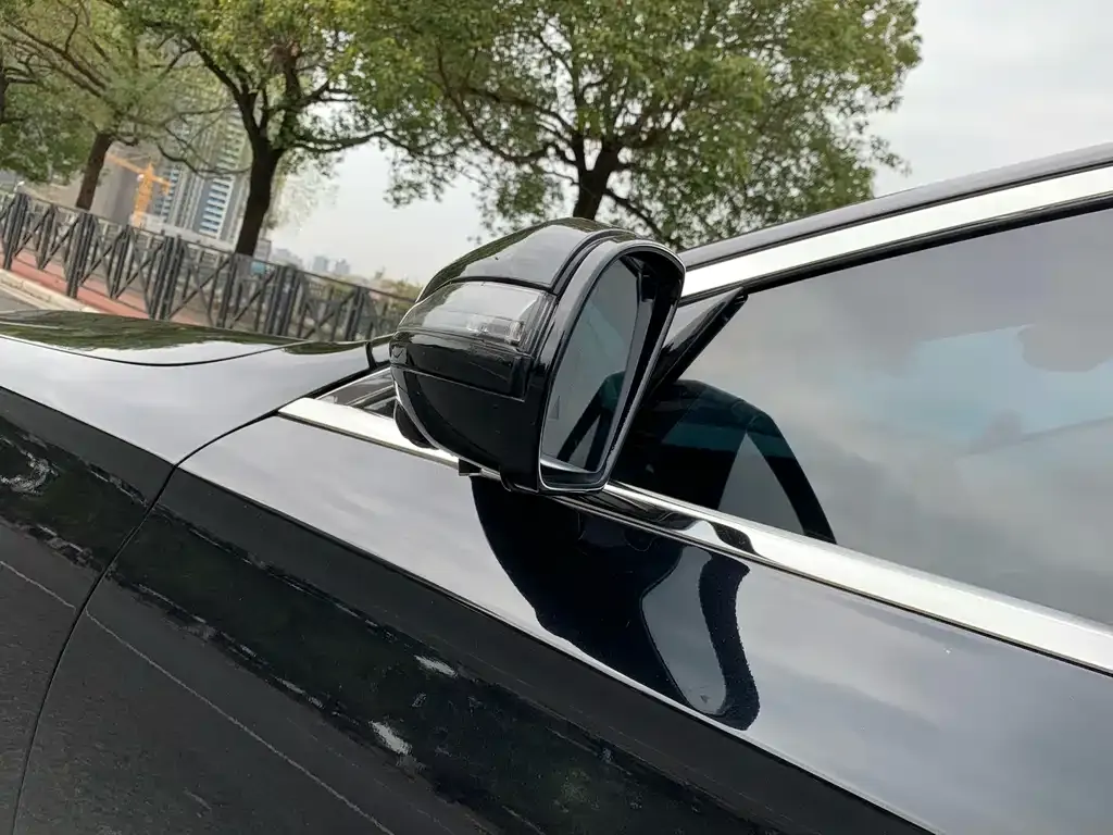 Mercedes-Benz E-Class New Energy — фото 2