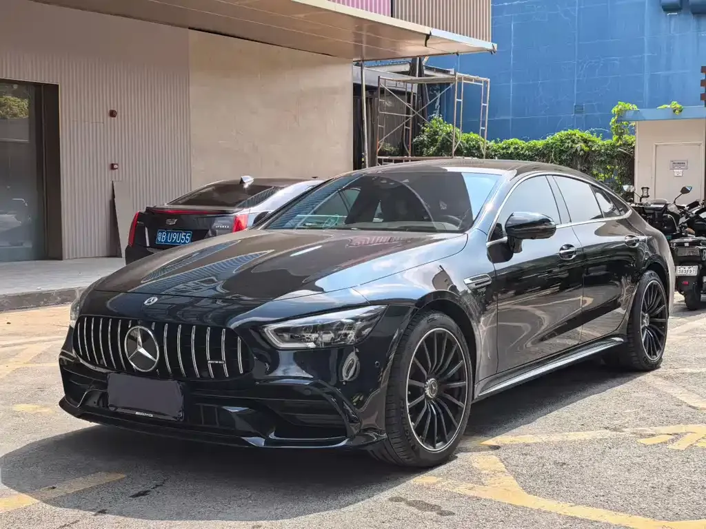 Mercedes-Benz AMG GT — фото 1