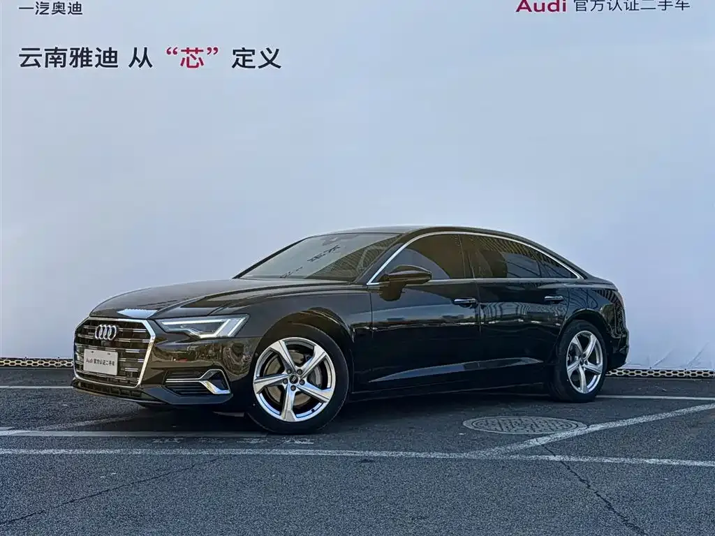 Audi A6L — фото 1