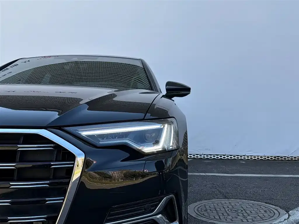 Audi A6L — фото 9