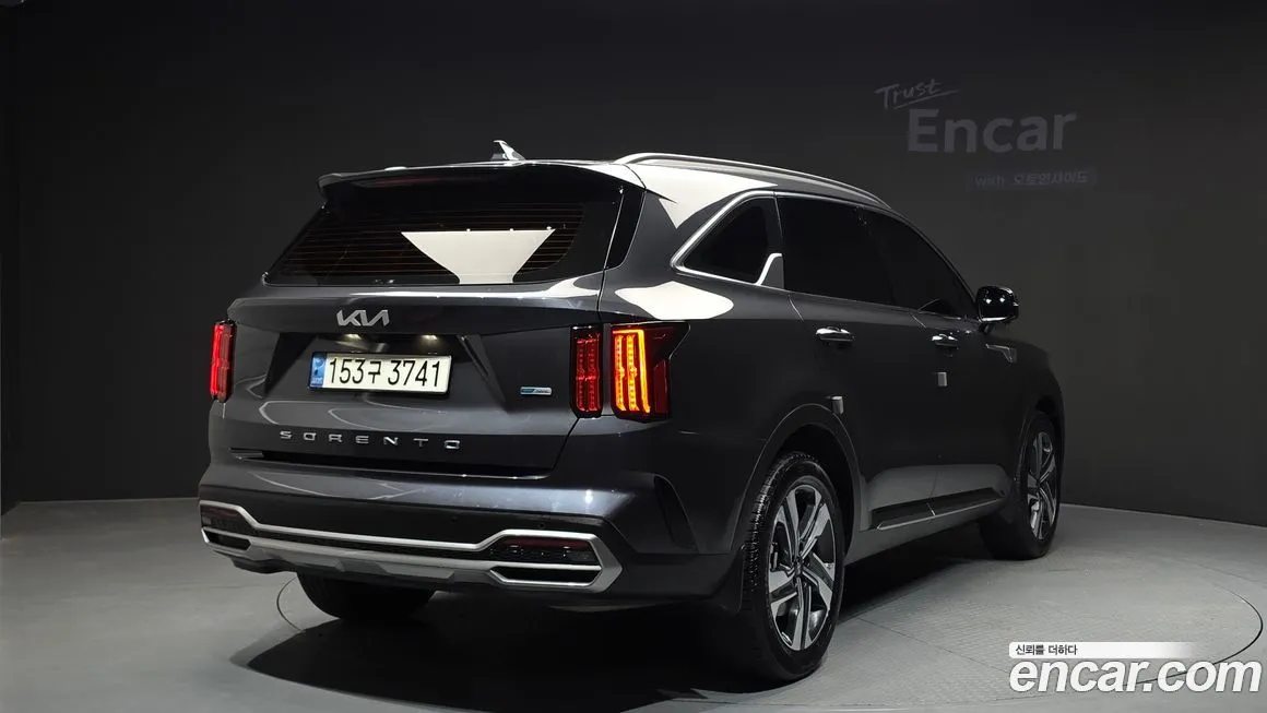 Kia Sorento — фото 3