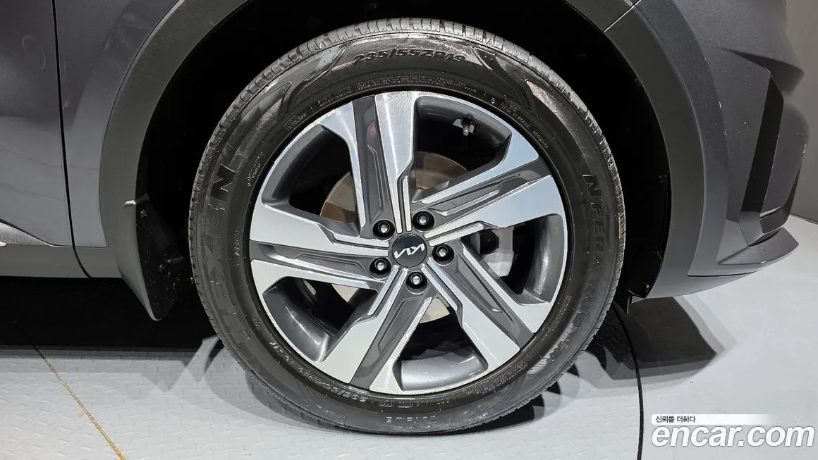 Kia Sorento — фото 9