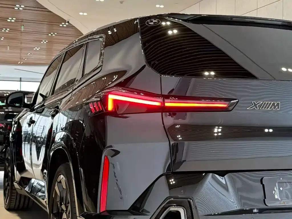 BMW XM — фото 5