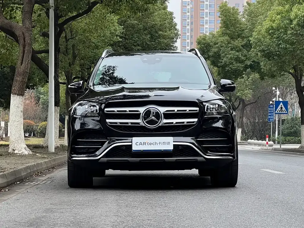 Mercedes-Benz GLS — фото 8