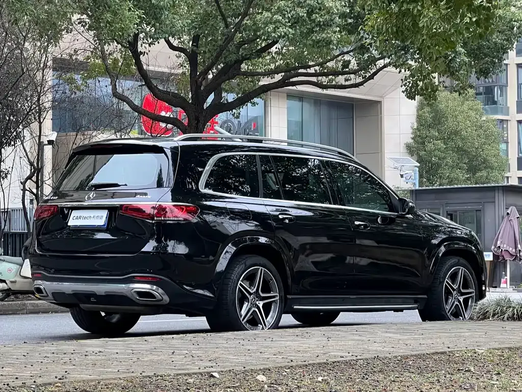 Mercedes-Benz GLS — фото 7