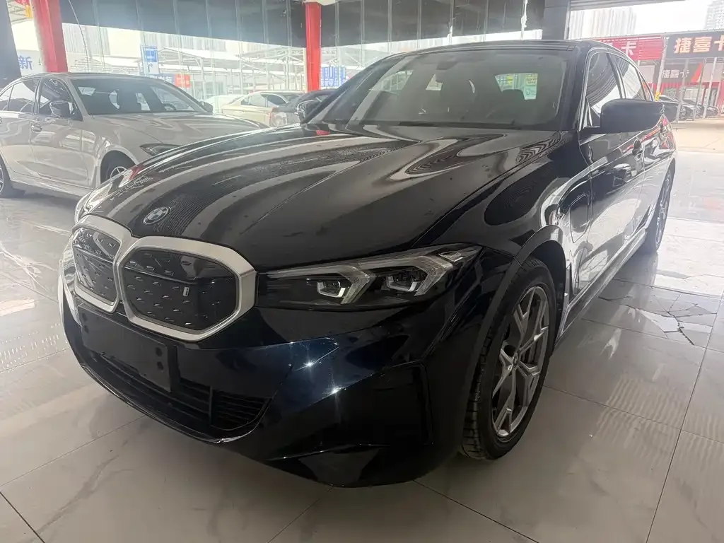 BMW i3 — фото 1