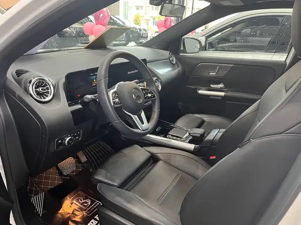 Mercedes-Benz GLA — фото 5