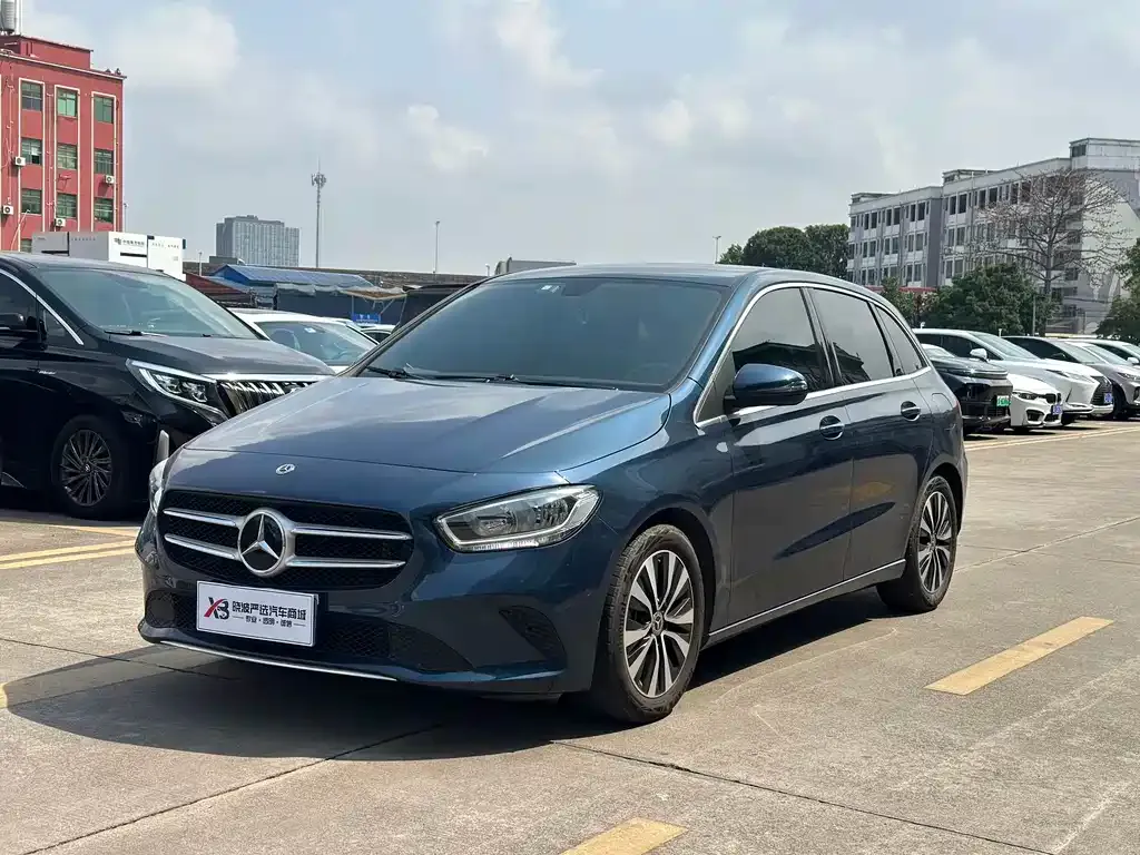 Mercedes-Benz B-Class — фото 1