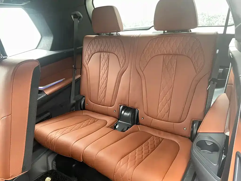 BMW X7 — фото 6