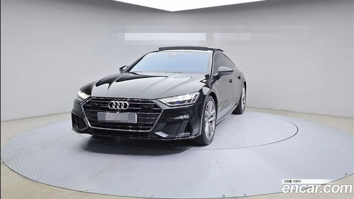 Audi A7 — фото 1