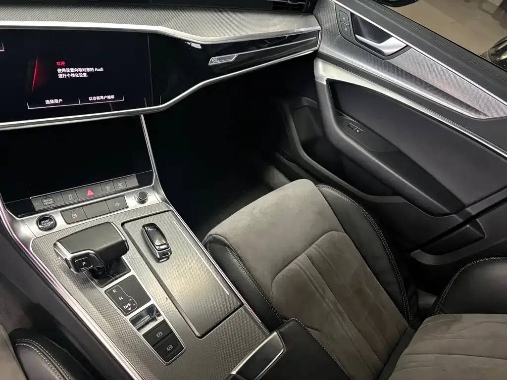 Audi A6L — фото 3