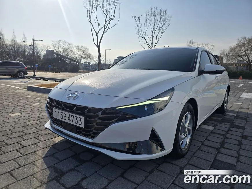 Hyundai AVANTE — фото 1