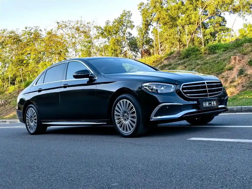 Mercedes-Benz E-Class — фото 10
