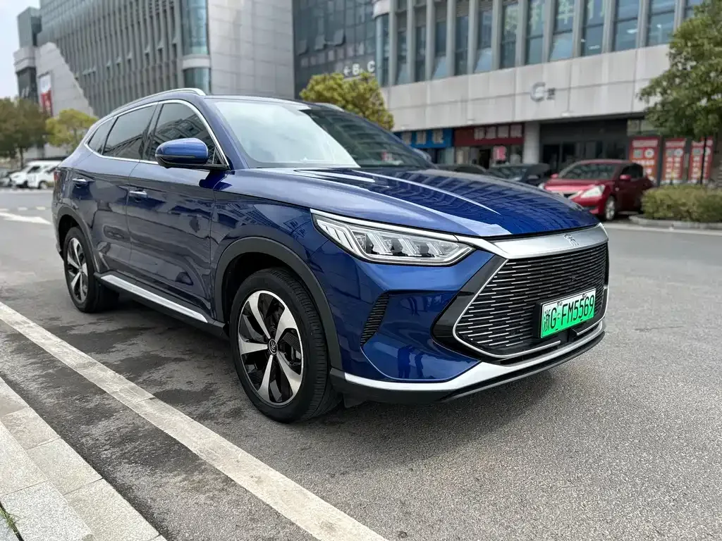 BYD PLUS New Energy — фото 6