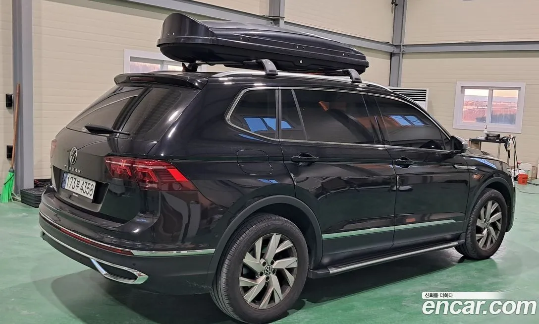 Volkswagen Tiguan — фото 4
