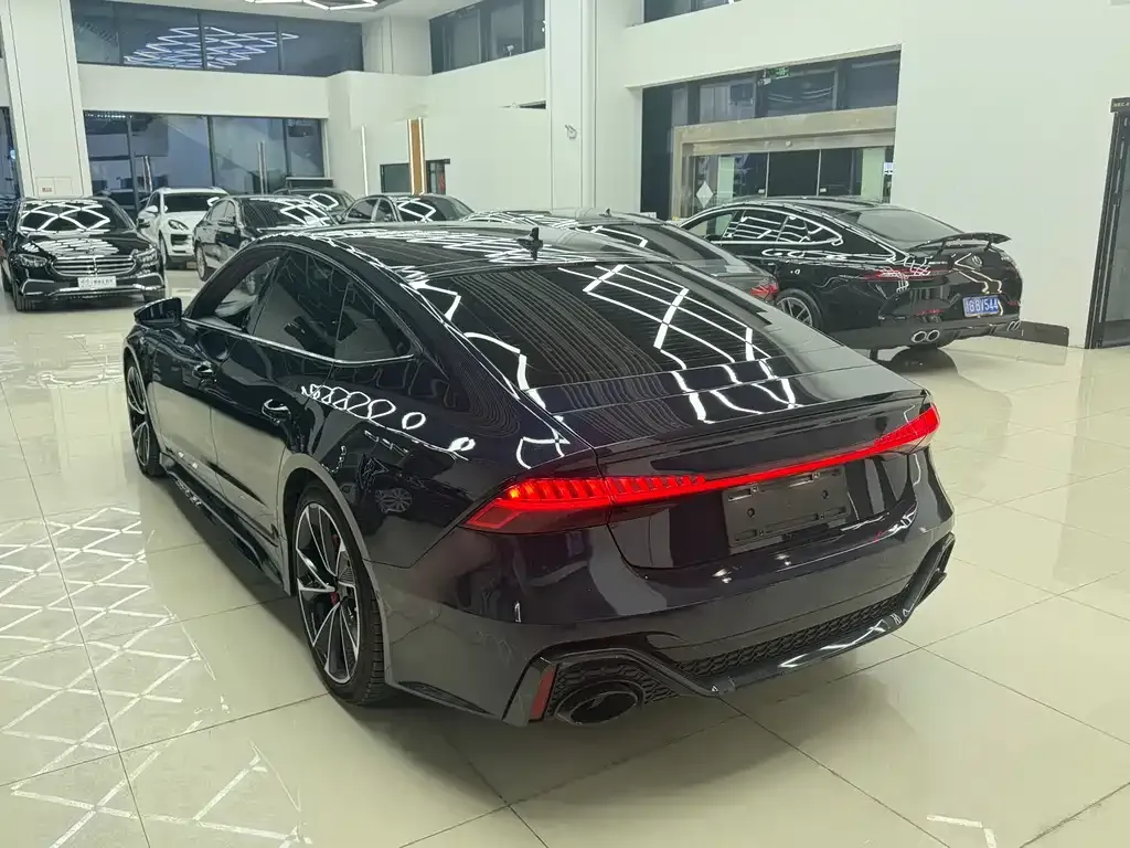 Audi A7 — фото 2