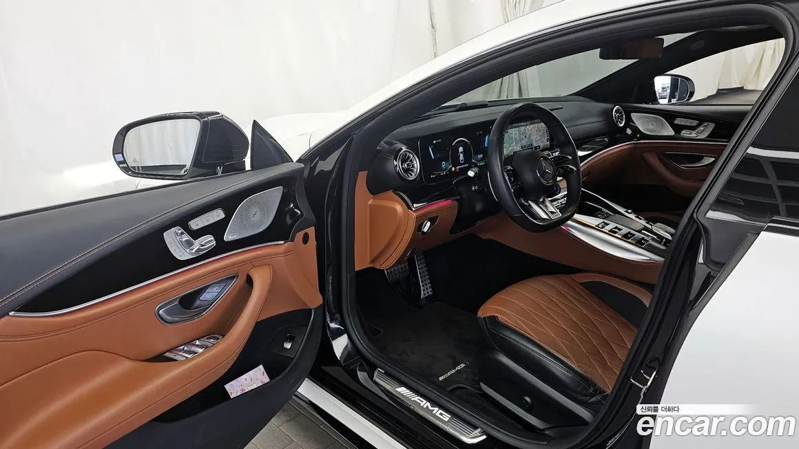 Mercedes-Benz AMG GT — фото 7
