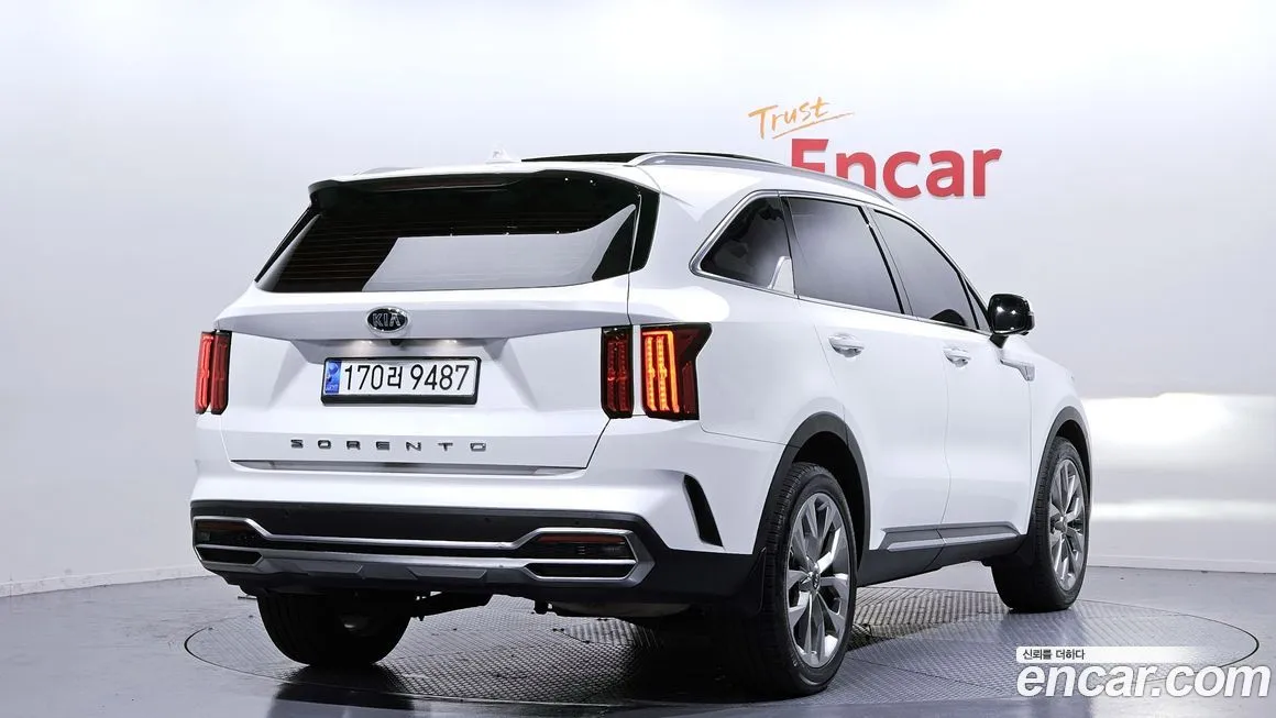 Kia Sorento — фото 4