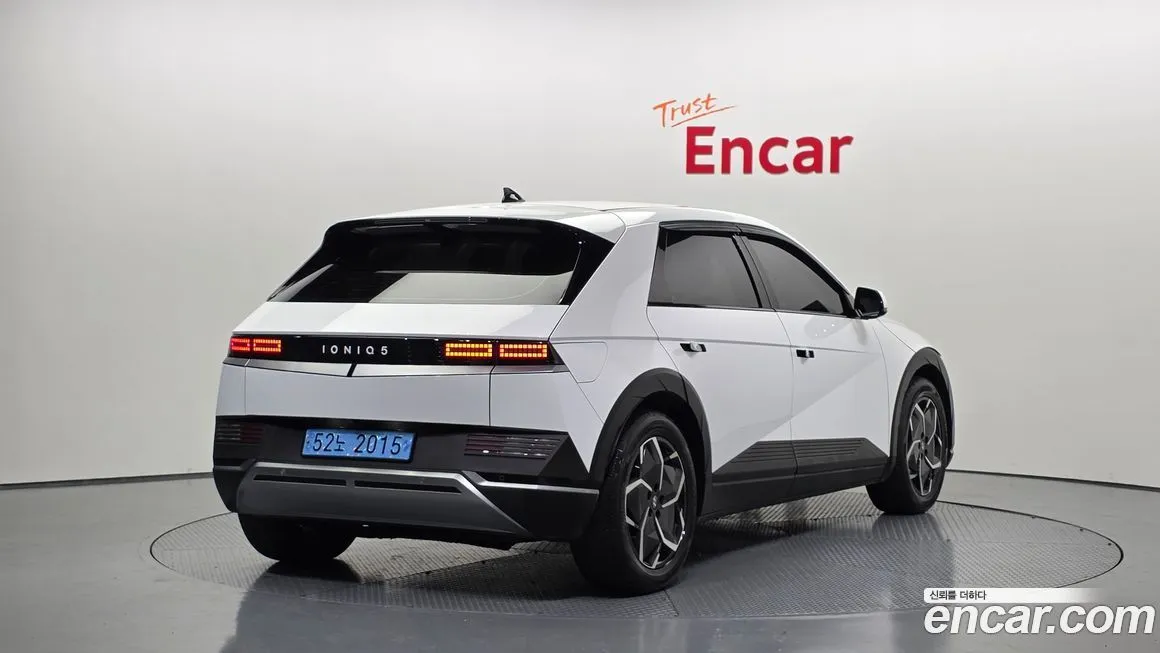 Hyundai Ioniq5 — фото 2