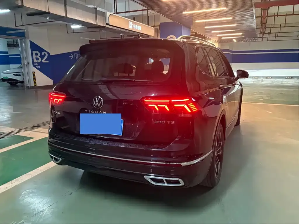 Volkswagen Tiguan L — фото 5
